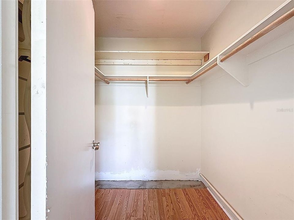 待售: $129,900 (2 贝兹, 2 浴室, 1144 平方英尺)