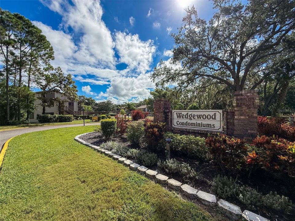 待售: $129,900 (2 贝兹, 2 浴室, 1144 平方英尺)