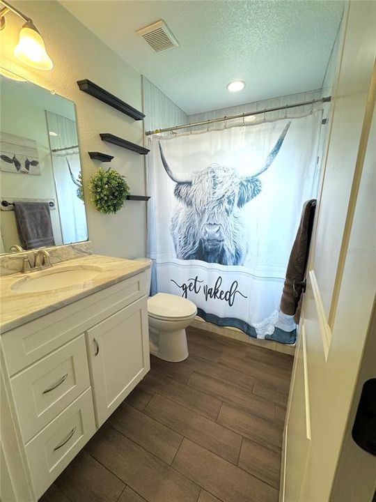 En Venta: $235,000 (2 camas, 2 baños, 1152 Pies cuadrados)