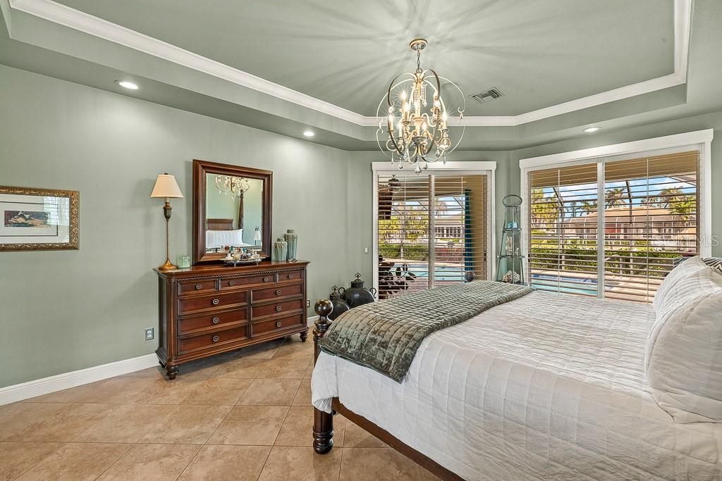 For Sale: $1,295,000 (4 beds, 3 baths, 2730 Square Feet)