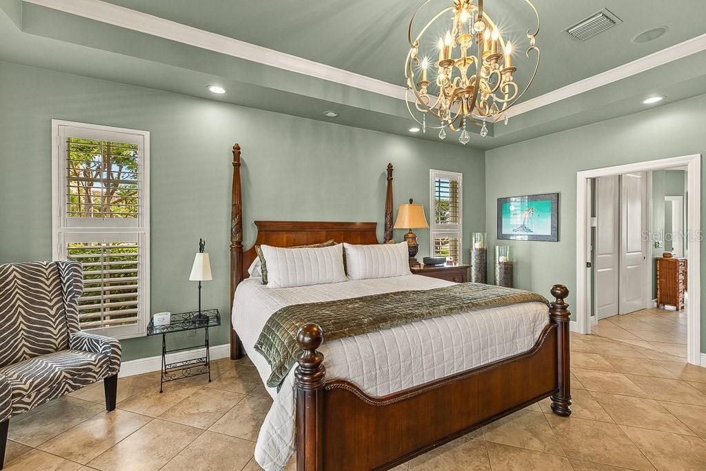 For Sale: $1,295,000 (4 beds, 3 baths, 2730 Square Feet)