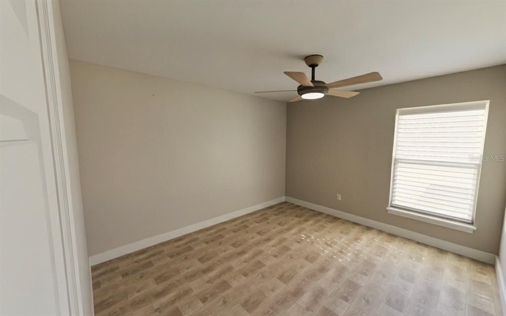 For Sale: $284,900 (3 beds, 2 baths, 1412 Square Feet)