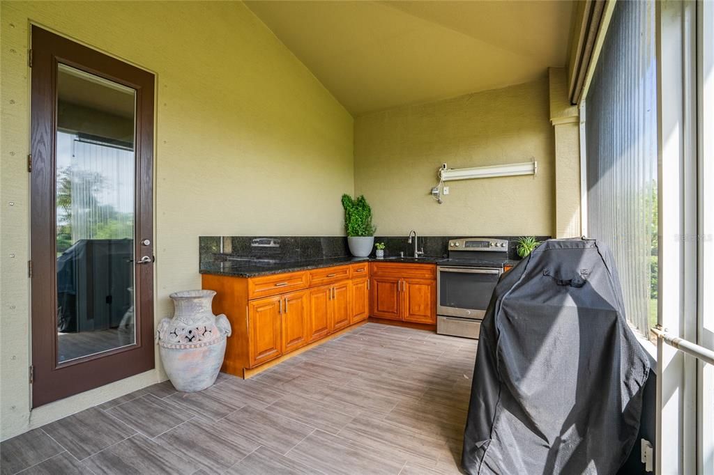 For Sale: $774,999 (4 beds, 3 baths, 2900 Square Feet)