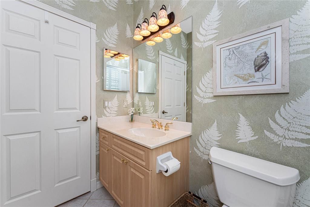 For Sale: $500,000 (2 beds, 2 baths, 1695 Square Feet)