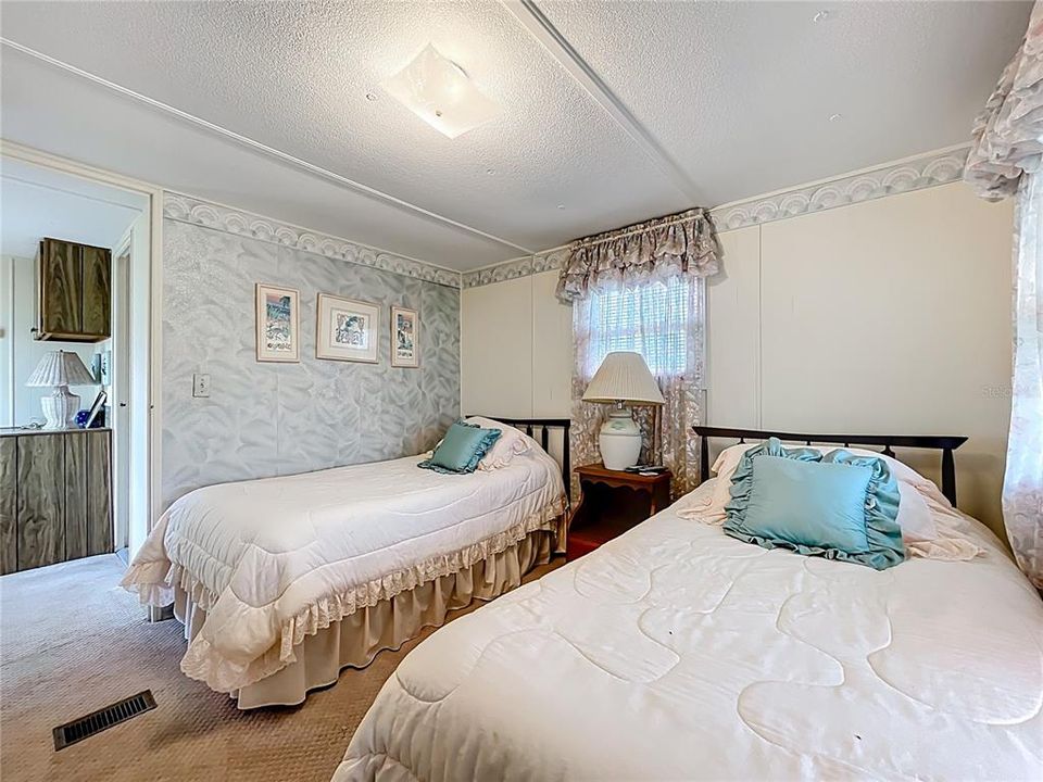 待售: $214,900 (3 贝兹, 2 浴室, 1415 平方英尺)