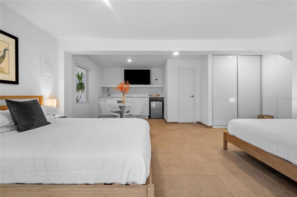 En Renta: $16,000 (5 camas, 3 baños, 3000 Pies cuadrados)