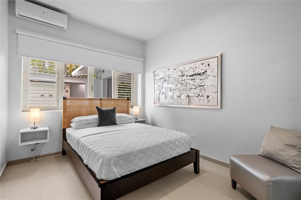 En Renta: $16,000 (5 camas, 3 baños, 3000 Pies cuadrados)