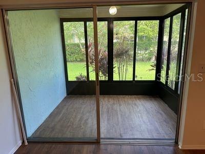 Active With Contract: $170,000 (2 beds, 2 baths, 1000 Square Feet)