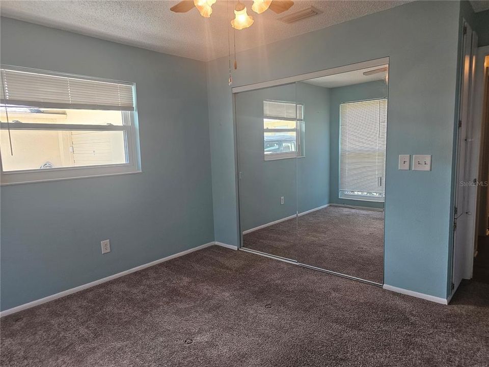 Active With Contract: $170,000 (2 beds, 2 baths, 1000 Square Feet)