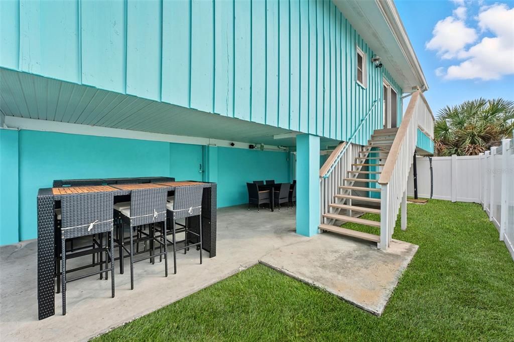 待售: $1,250,000 (3 贝兹, 2 浴室, 1724 平方英尺)