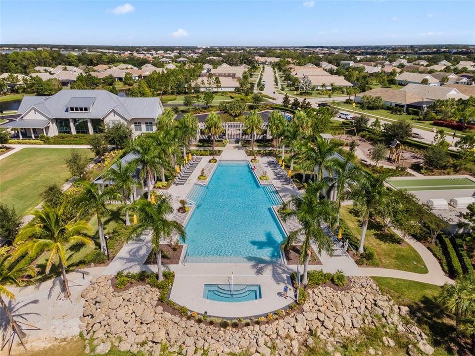 For Sale: $579,900 (2 beds, 2 baths, 1810 Square Feet)