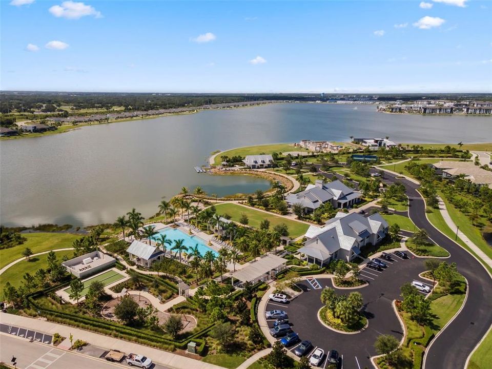 For Sale: $579,900 (2 beds, 2 baths, 1810 Square Feet)