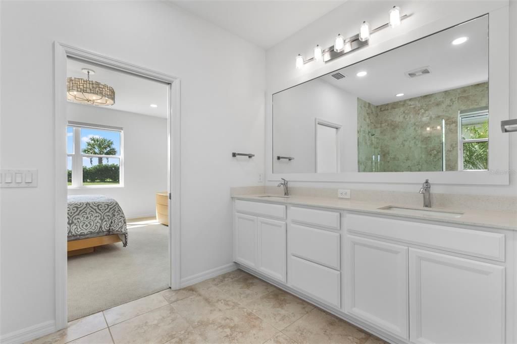 For Sale: $579,900 (2 beds, 2 baths, 1810 Square Feet)