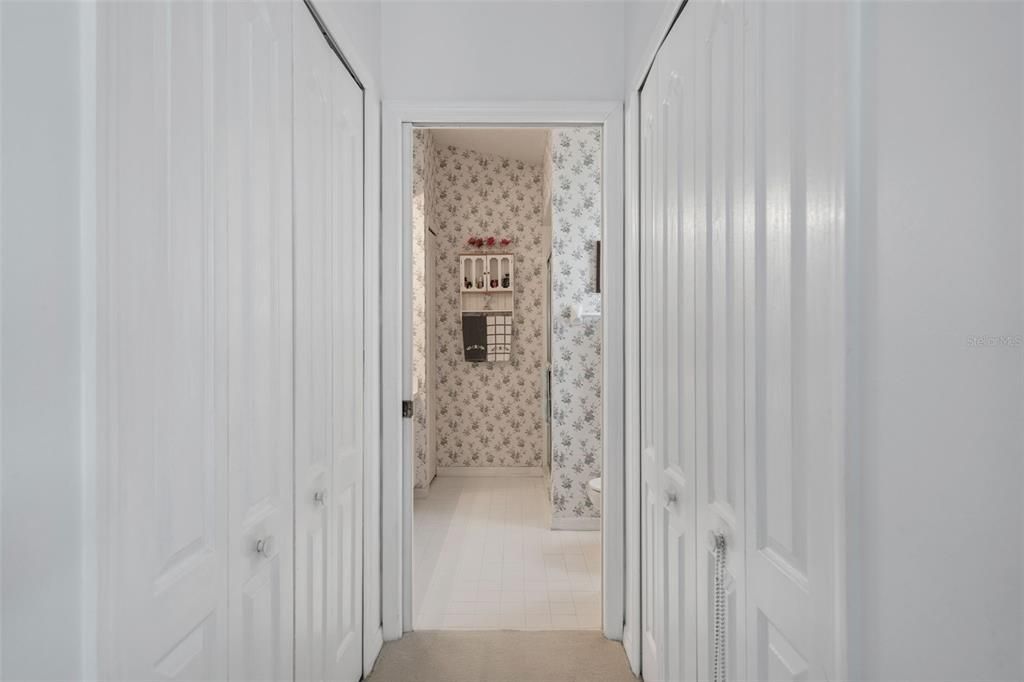 Под контрактом: $320,000 (2 спален, 2 ванн, 1200 Квадратных фут)