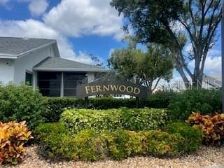 Под контрактом: $320,000 (2 спален, 2 ванн, 1200 Квадратных фут)