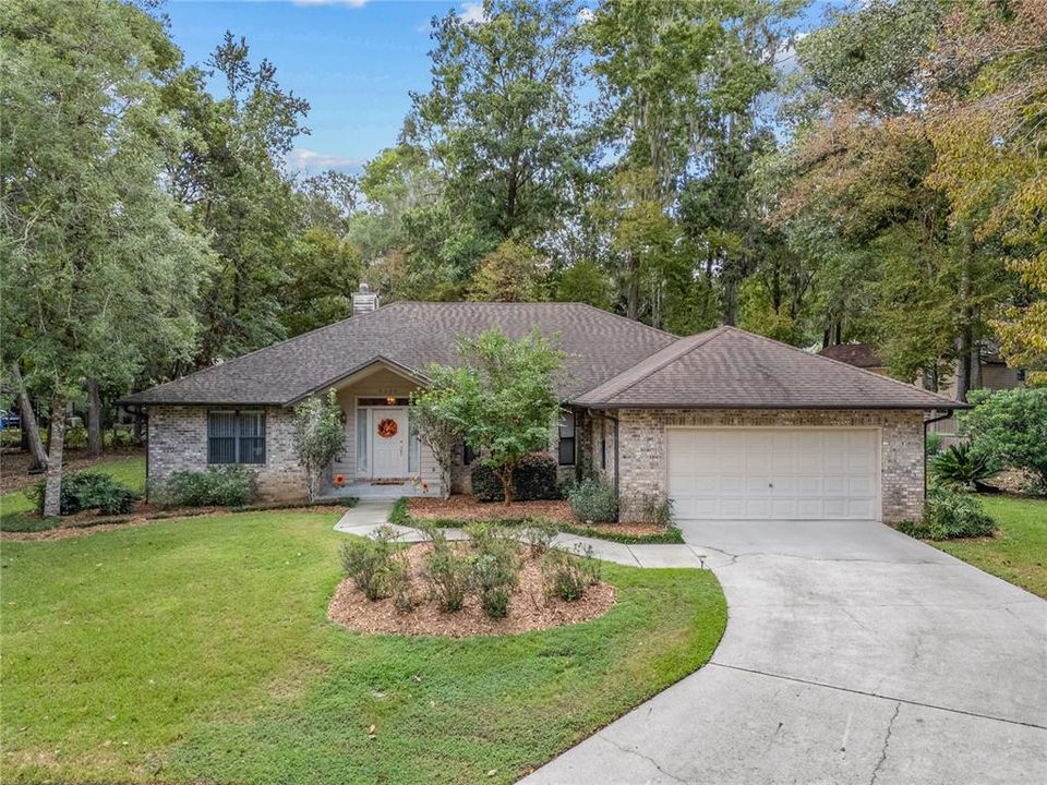 Vendido Recientemente: $389,900 (3 camas, 3 baños, 1938 Pies cuadrados)