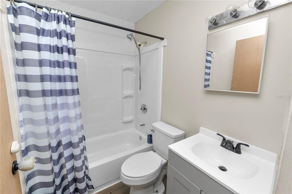 Active With Contract: $115,000 (3 beds, 2 baths, 1448 Square Feet)