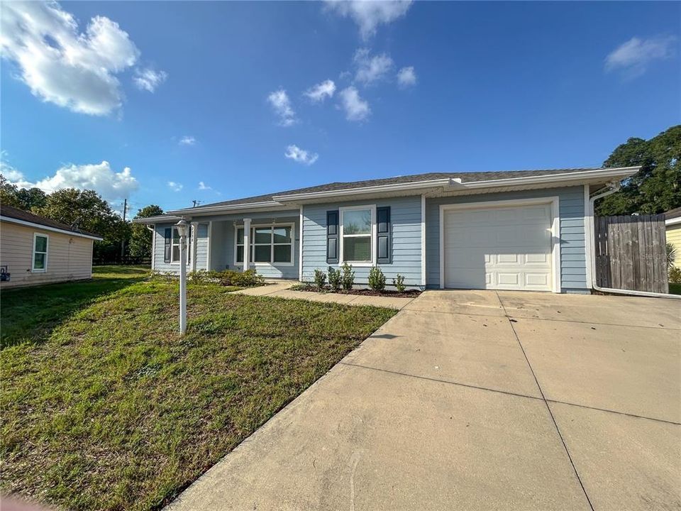 For Rent: $1,950 (3 beds, 2 baths, 1197 Square Feet)