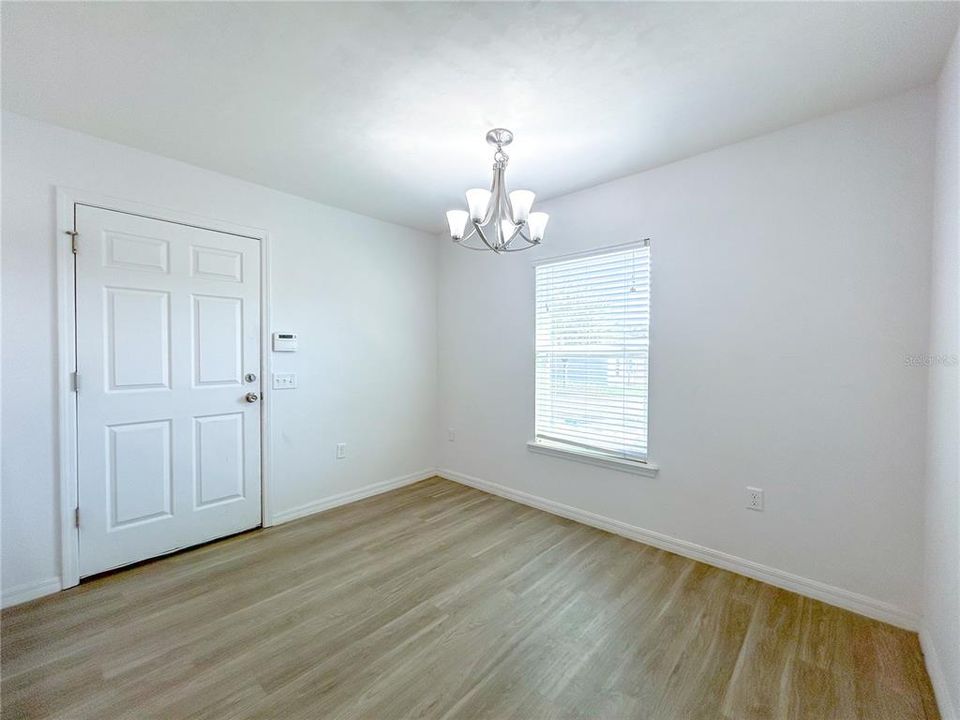 For Rent: $1,950 (3 beds, 2 baths, 1197 Square Feet)