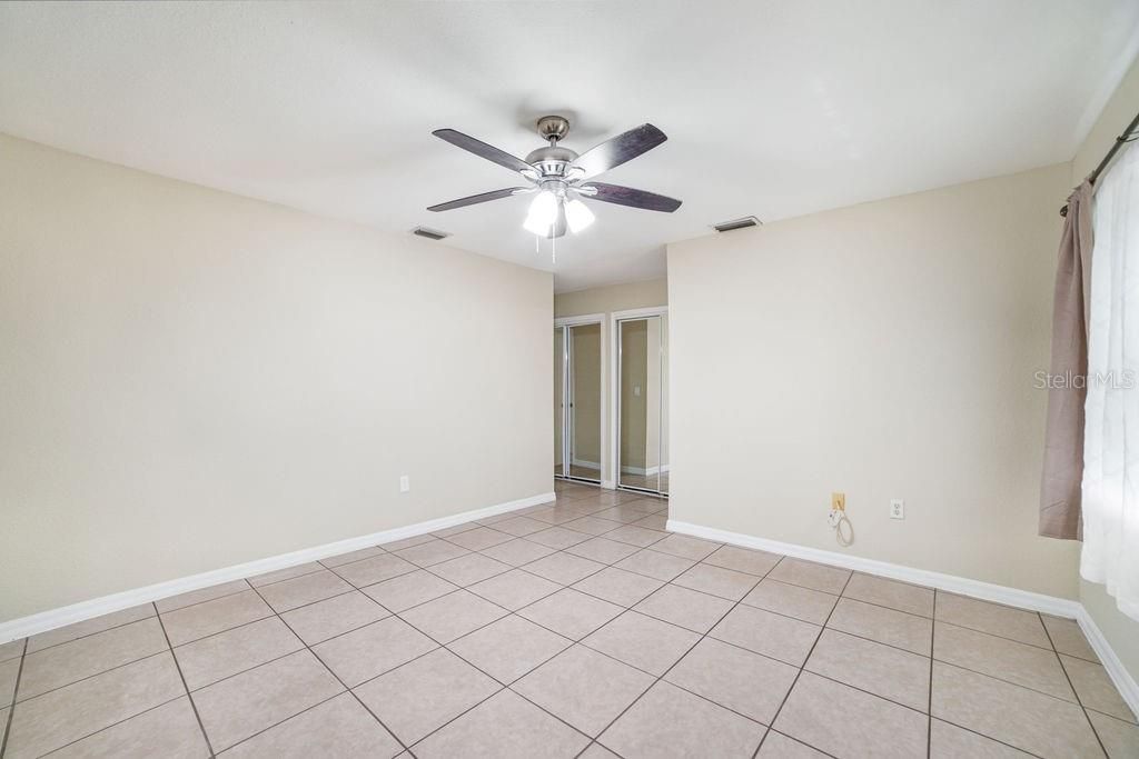 Active With Contract: $254,999 (3 beds, 2 baths, 1428 Square Feet)