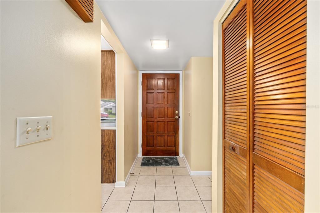 Active With Contract: $219,500 (3 beds, 2 baths, 1675 Square Feet)