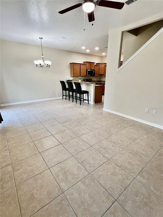 待售: $385,000 (3 贝兹, 2 浴室, 1626 平方英尺)