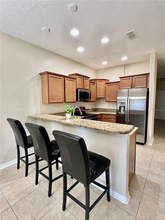 待售: $385,000 (3 贝兹, 2 浴室, 1626 平方英尺)