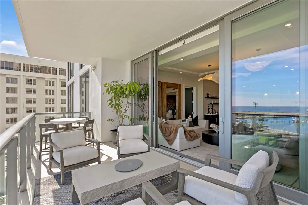 For Sale: $2,450,000 (2 beds, 3 baths, 2006 Square Feet)