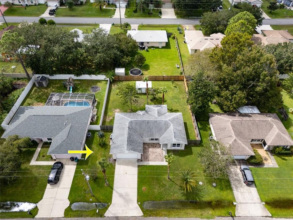 合同活跃: $269,875 (3 贝兹, 2 浴室, 1274 平方英尺)