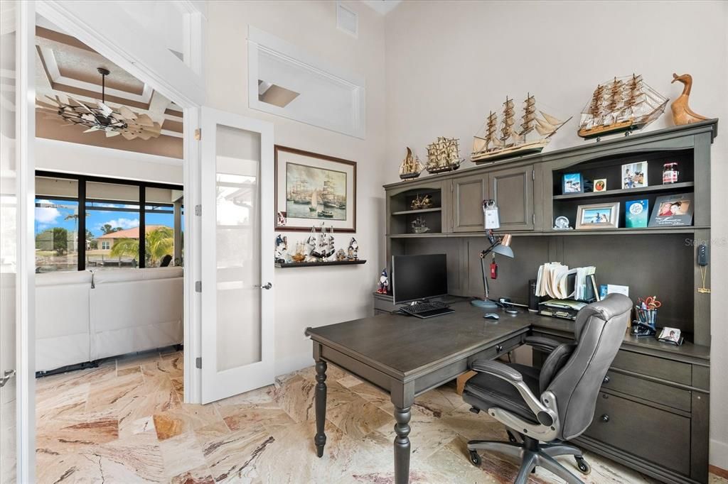 For Sale: $1,100,000 (3 beds, 2 baths, 2349 Square Feet)