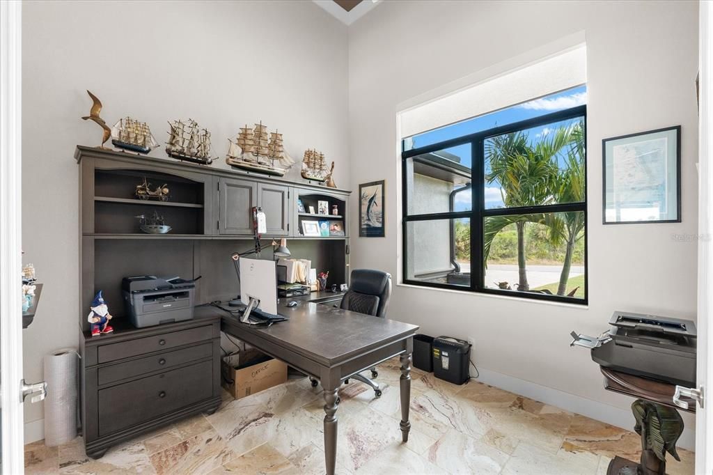 For Sale: $1,100,000 (3 beds, 2 baths, 2349 Square Feet)