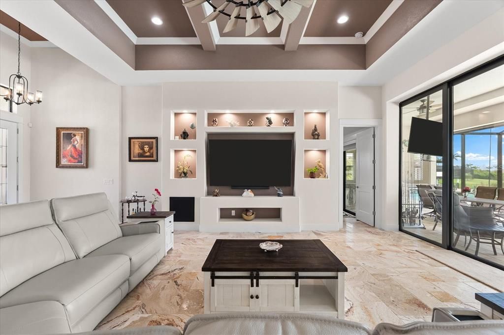 For Sale: $1,100,000 (3 beds, 2 baths, 2349 Square Feet)