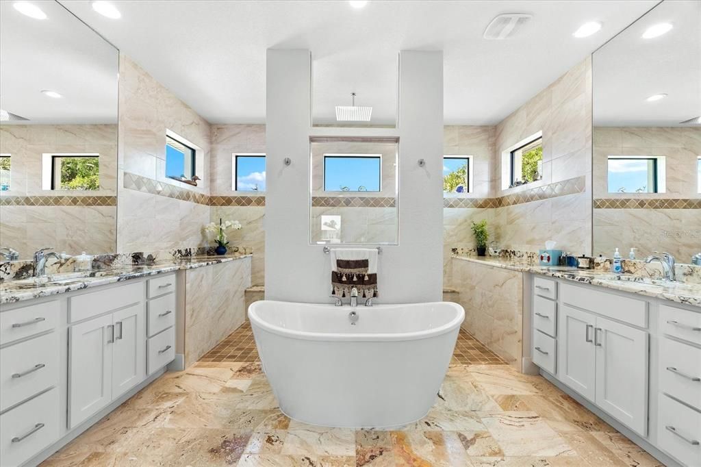 For Sale: $1,100,000 (3 beds, 2 baths, 2349 Square Feet)