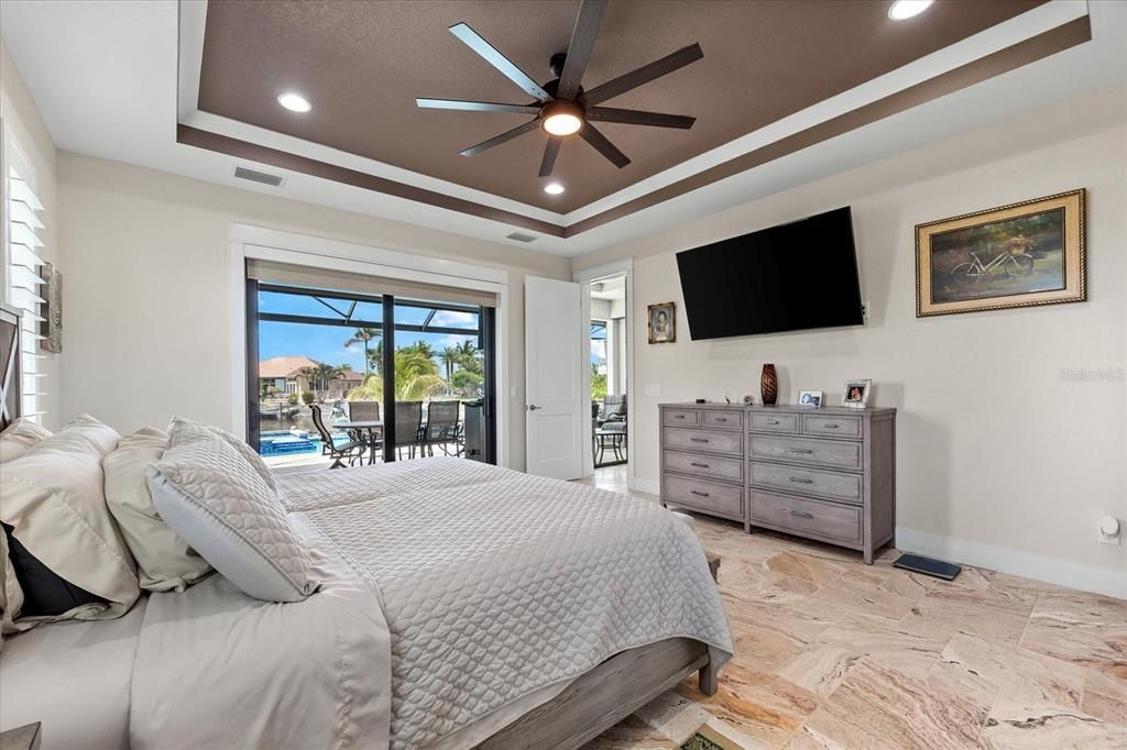 For Sale: $1,100,000 (3 beds, 2 baths, 2349 Square Feet)