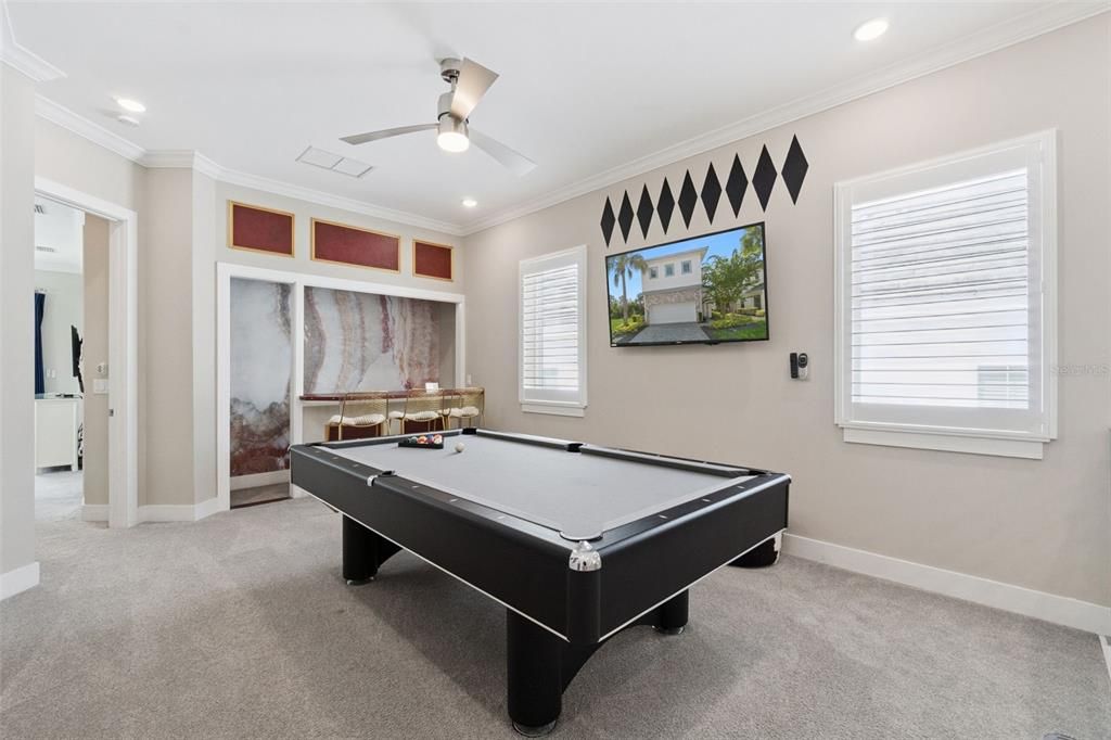 合同活跃: $975,000 (5 贝兹, 5 浴室, 3377 平方英尺)