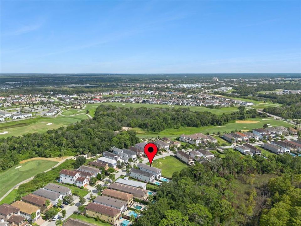 合同活跃: $975,000 (5 贝兹, 5 浴室, 3377 平方英尺)