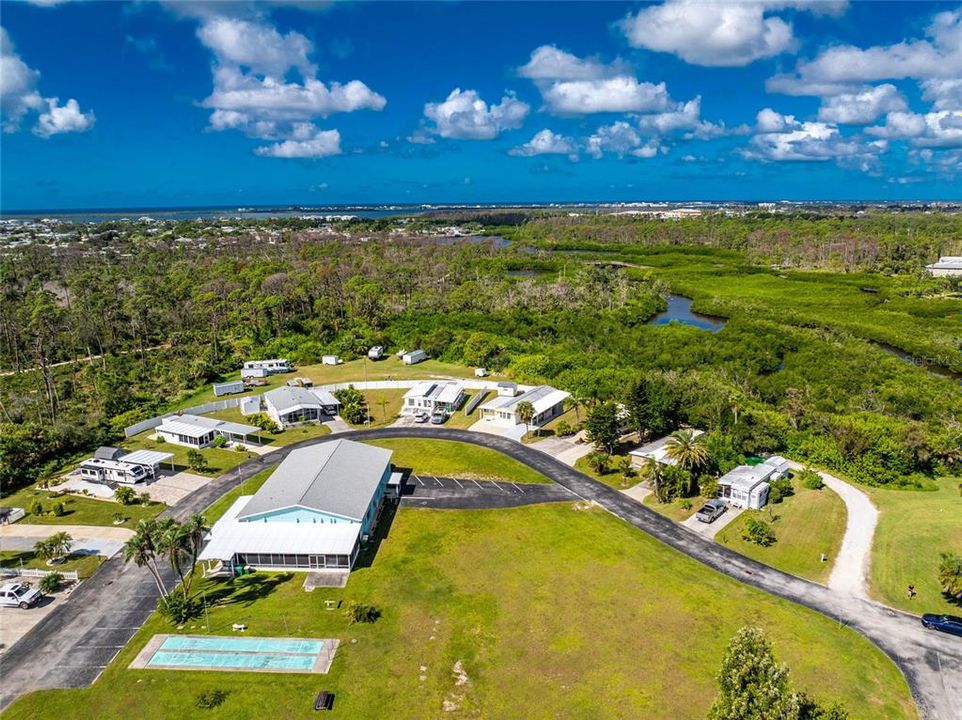 На продажу: $89,900 (0.12 acres)