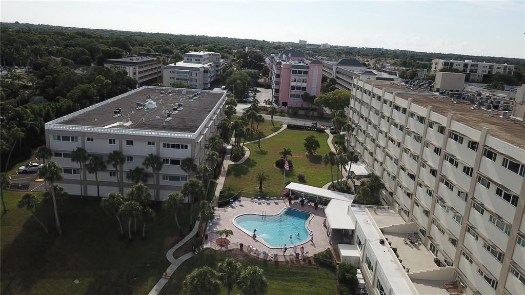 На продажу: $249,900 (1 спален, 2 ванн, 1050 Квадратных фут)