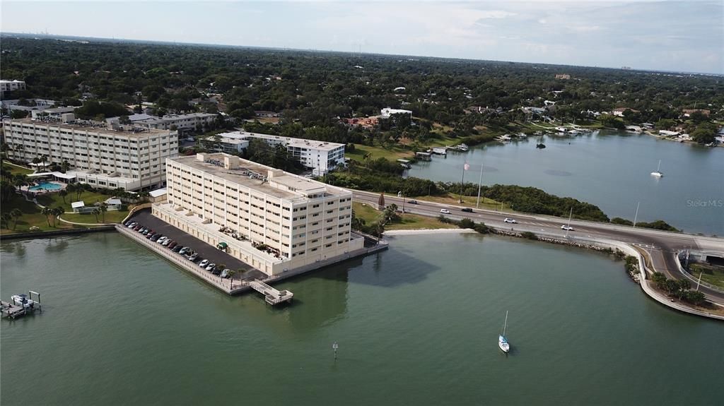 На продажу: $249,900 (1 спален, 2 ванн, 1050 Квадратных фут)