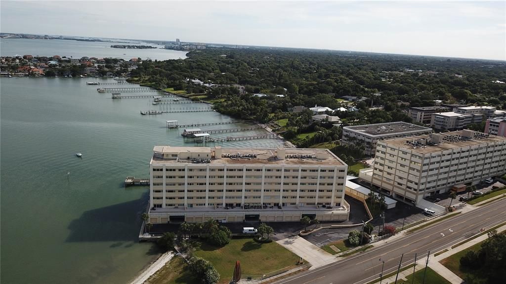 На продажу: $249,900 (1 спален, 2 ванн, 1050 Квадратных фут)