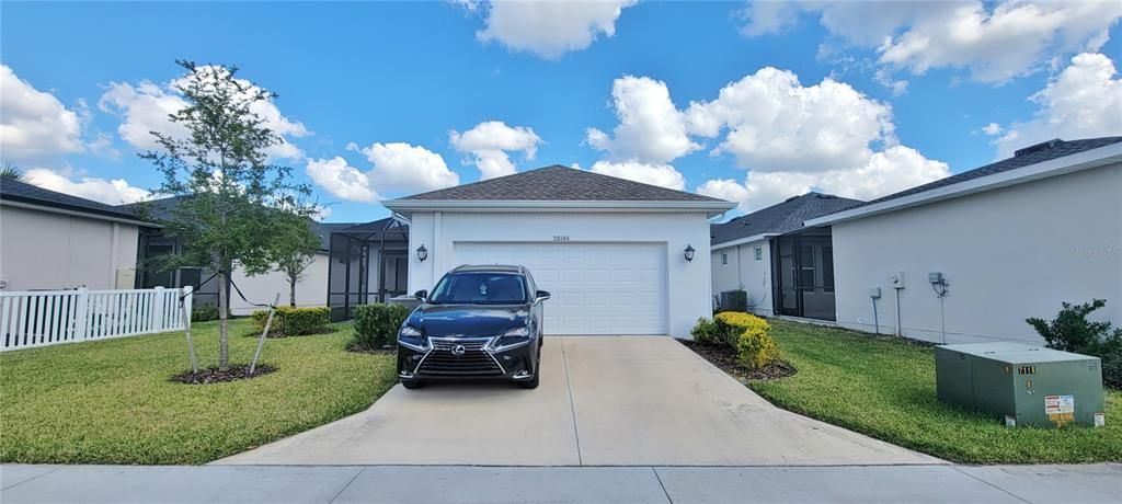Active With Contract: $2,800 (3 beds, 2 baths, 2018 Square Feet)