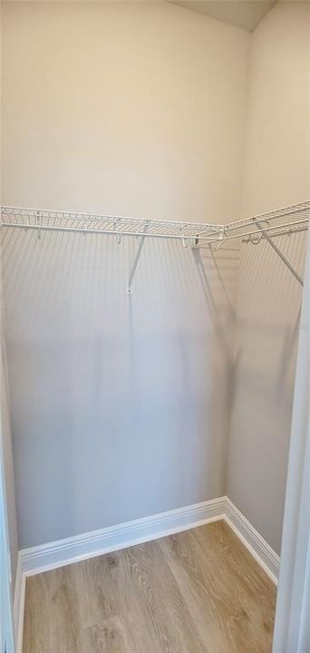 Active With Contract: $2,800 (3 beds, 2 baths, 2018 Square Feet)