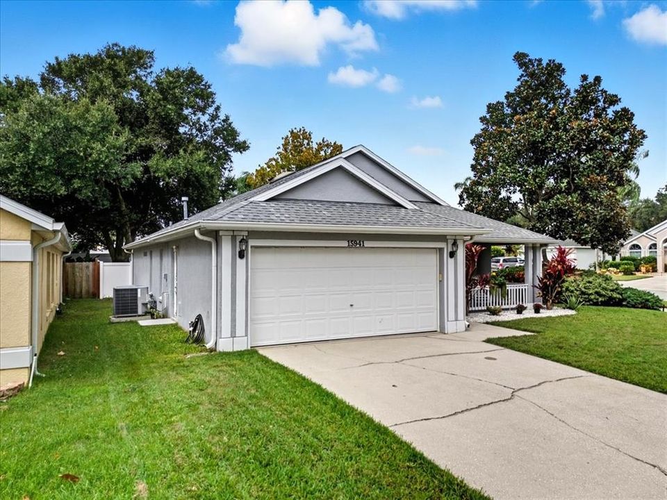 合同活跃: $339,000 (3 贝兹, 2 浴室, 1521 平方英尺)