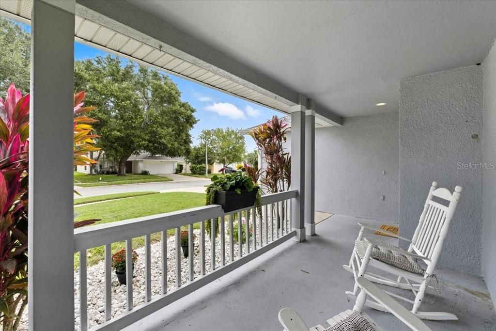 合同活跃: $339,000 (3 贝兹, 2 浴室, 1521 平方英尺)