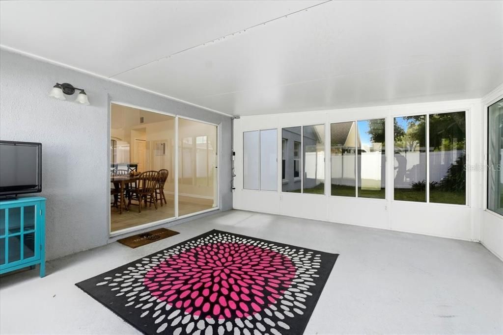 合同活跃: $339,000 (3 贝兹, 2 浴室, 1521 平方英尺)