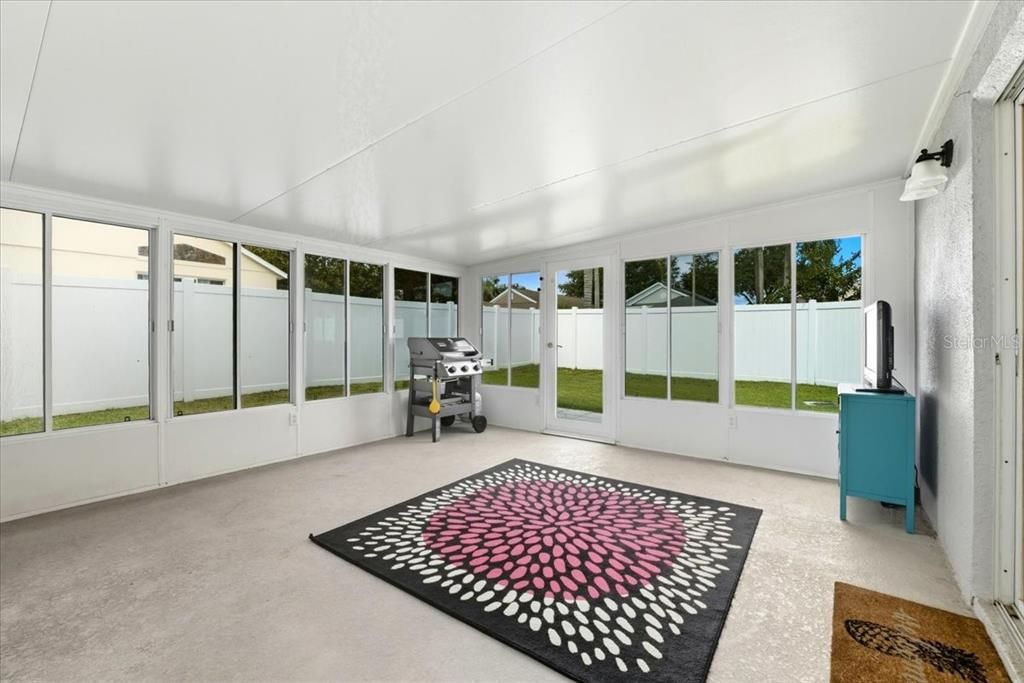 合同活跃: $339,000 (3 贝兹, 2 浴室, 1521 平方英尺)