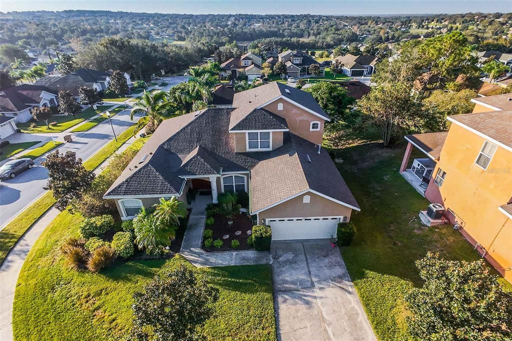 Recientemente alquilado: $2,500 (4 camas, 2 baños, 2540 Pies cuadrados)