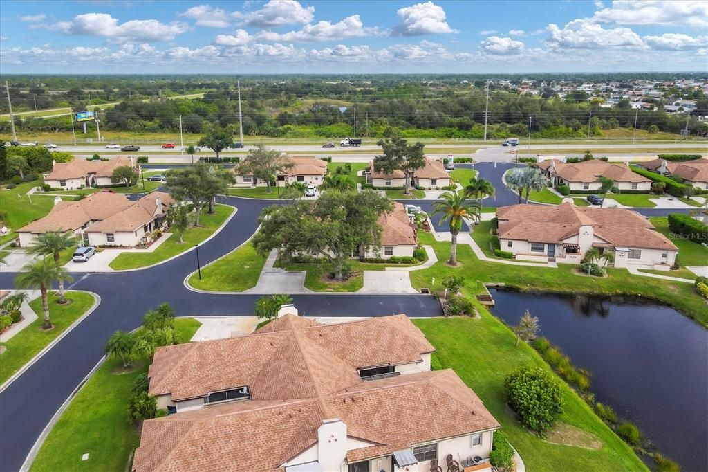 Active With Contract: $129,900 (2 beds, 2 baths, 930 Square Feet)