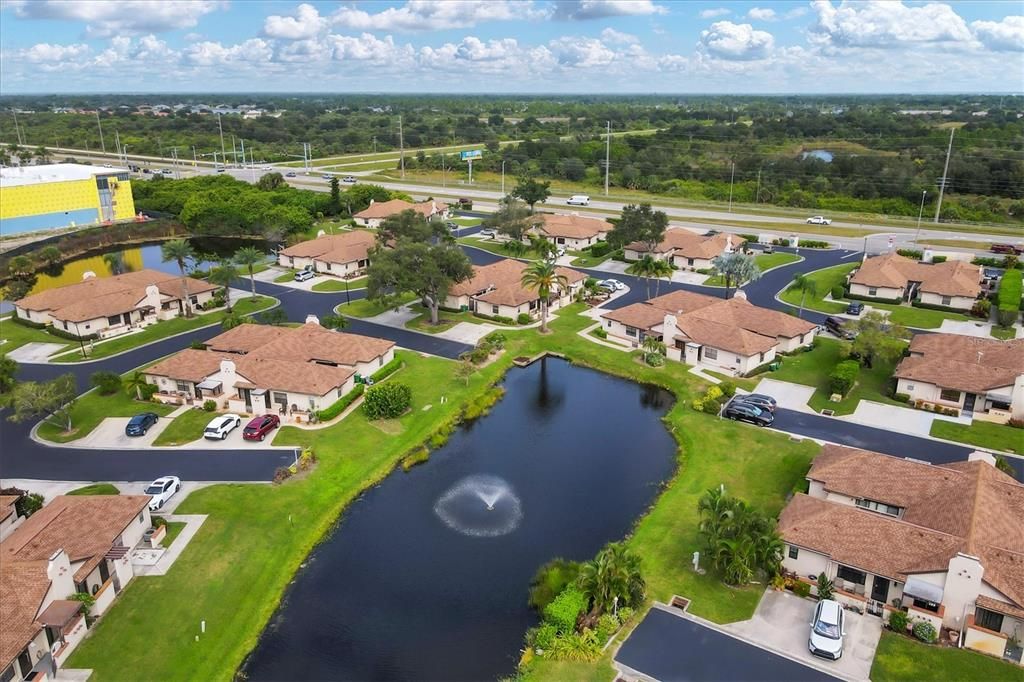 Active With Contract: $129,900 (2 beds, 2 baths, 930 Square Feet)