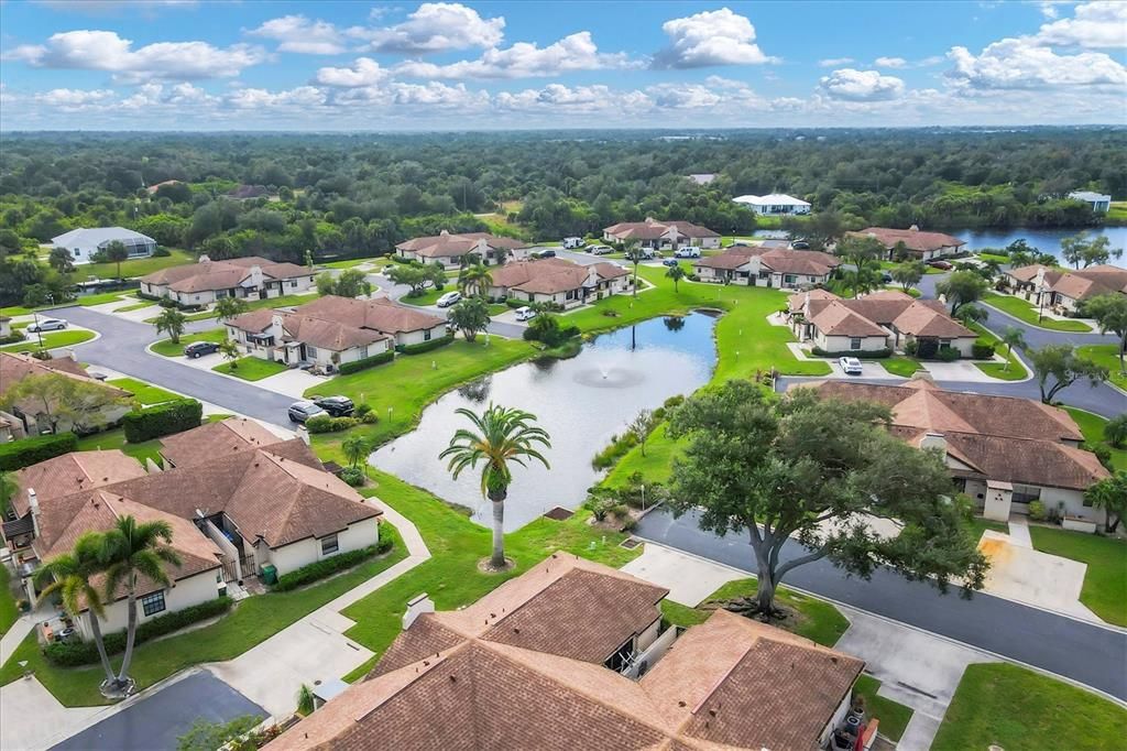 Active With Contract: $129,900 (2 beds, 2 baths, 930 Square Feet)